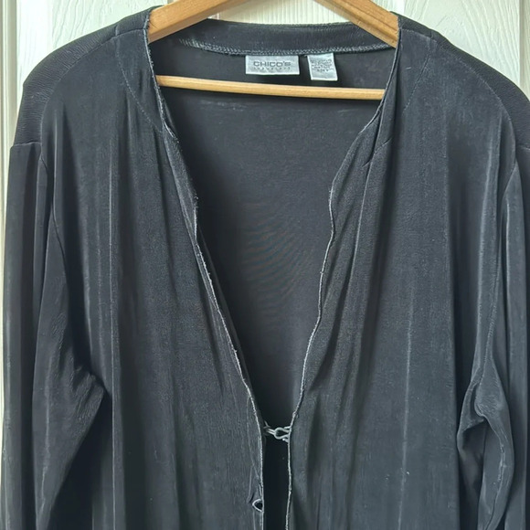 Chico’s travelers Crochet Velvety cardigan black stretch size 2 Large - Picture 9 of 10